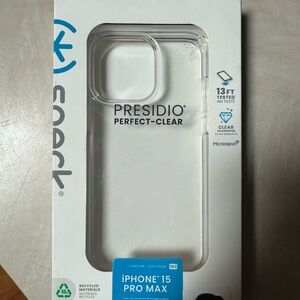 Speck Presidio Clear Case for iPhone 15 Pro Max